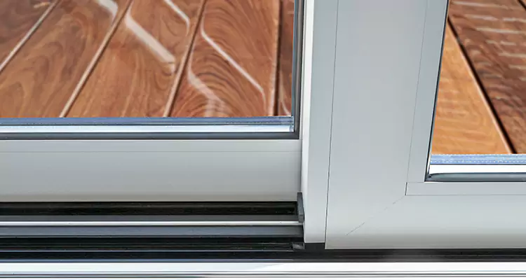 Patio Door Stuck at the Bottom in Town 'n' Country, FL