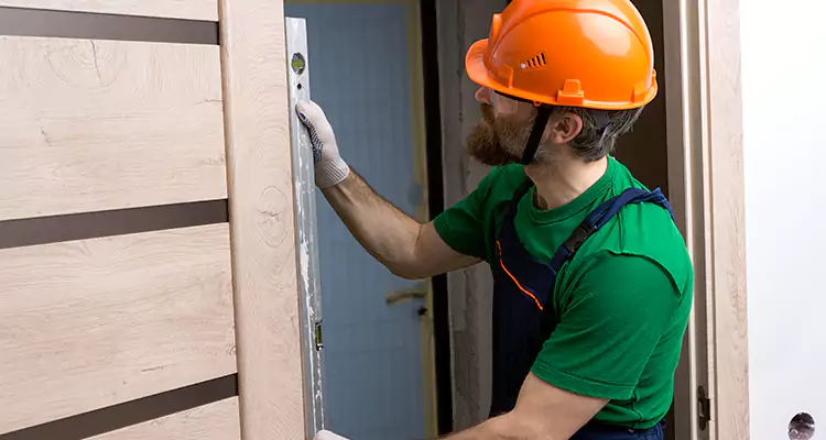 Pocket Door Repair Cost in Town 'n' Country, FL